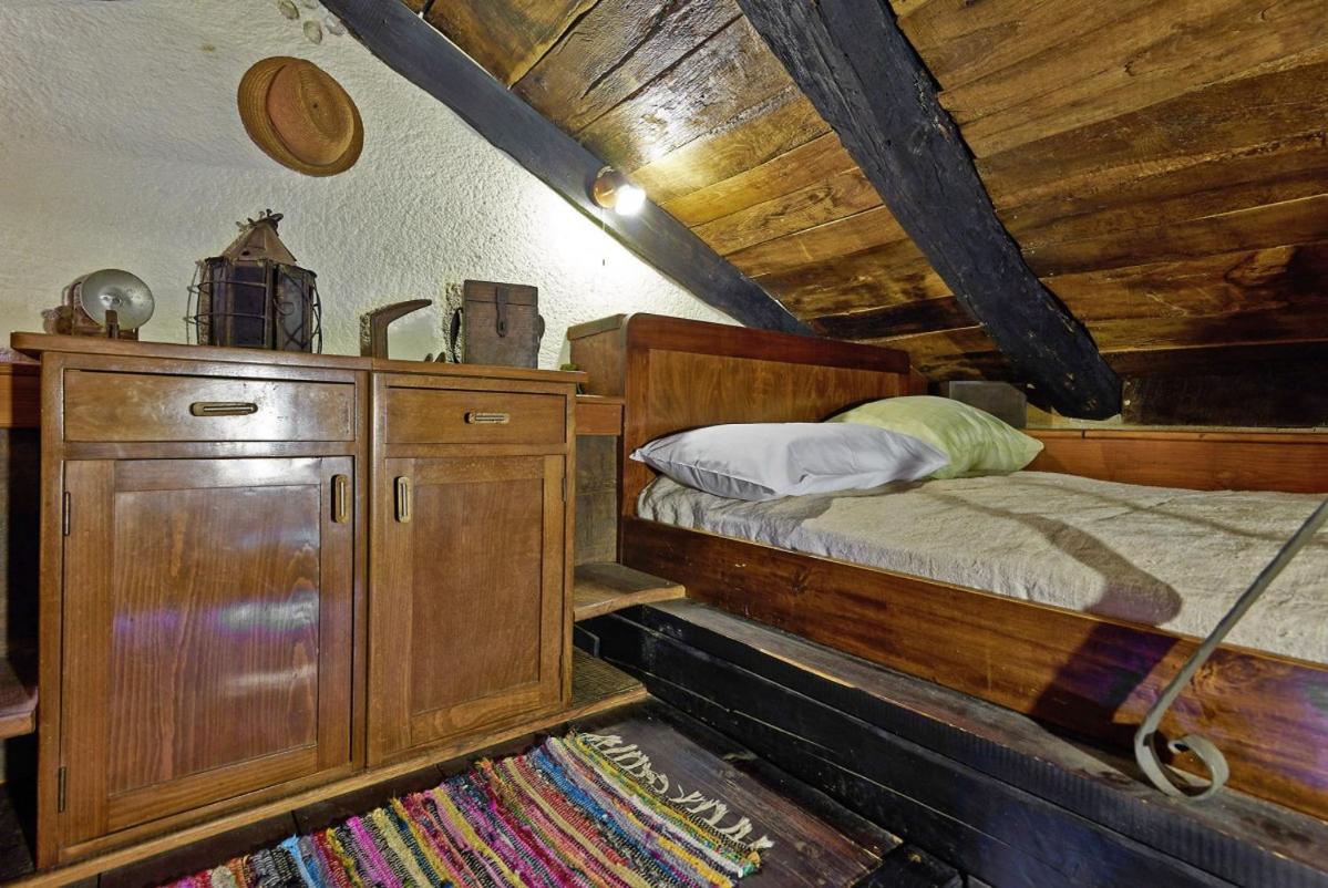 Villa Stara Hiza In Sveti Petar U Sumi Esterno foto